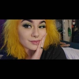 Meet your Posher, Audrey